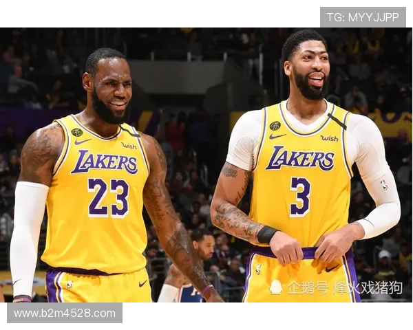 浓眉复出助湖人迎战勇士 詹姆斯三双难掩球队防守漏洞