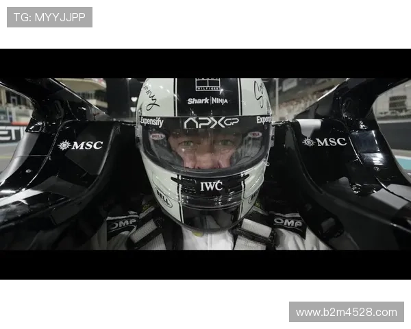 F1赛季争夺白热化 赛车手表现引人关注 车队间竞争愈发激烈 F1赛季争夺白热化 赛车手表现引人关注 车队间竞争愈发激烈