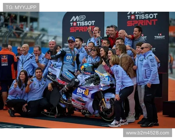 MotoGP赛季最新动态:顶级车手争夺战激烈 多支车队布局未来赛事