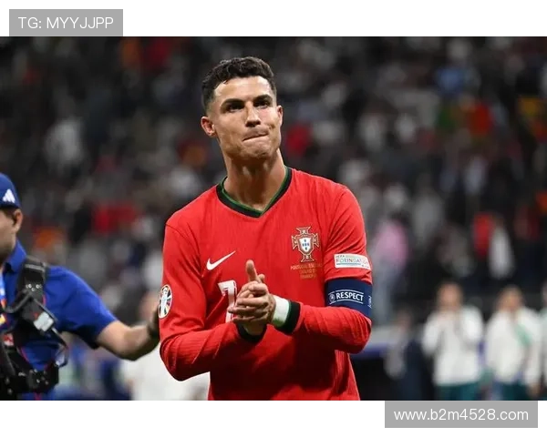 国际足坛焦点：梅西重返巴萨传闻升温 C罗进军亚洲足坛引关注